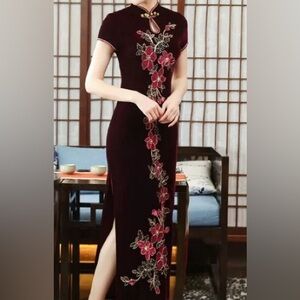 Elegant Dark Red Floral Embroidered Velvet Cheongsam Qipao Dress